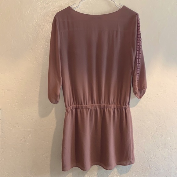 Dress - Picture 2 of 6